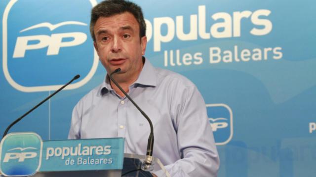 Un detenido por amenazar con dejar lisiado al presidente del PP balear en Facebook