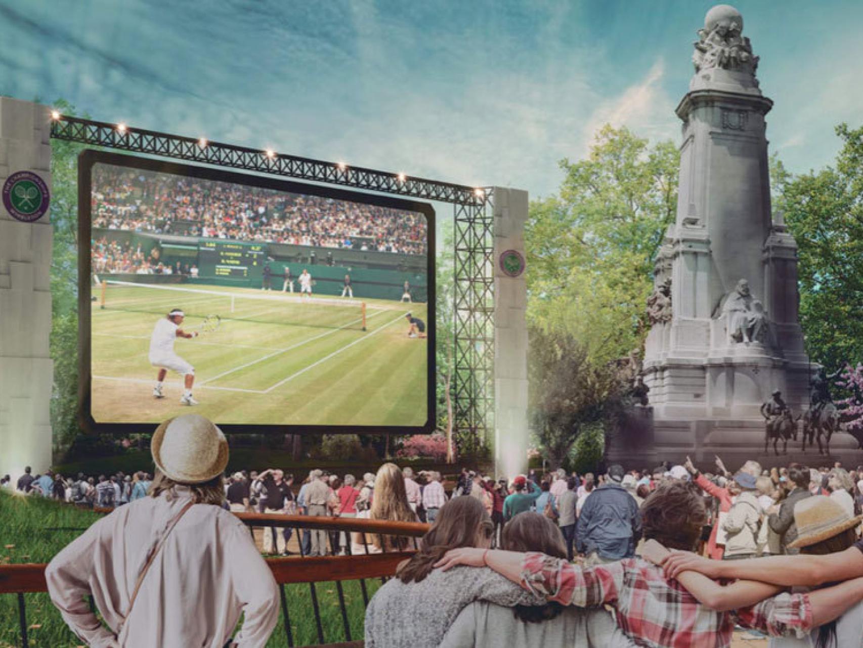 La propuesta Welcome mother Nature, good bye Mr Ford gira la escultura.