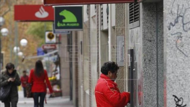 La letra pequeña de los contratos bancarios, en entredicho.