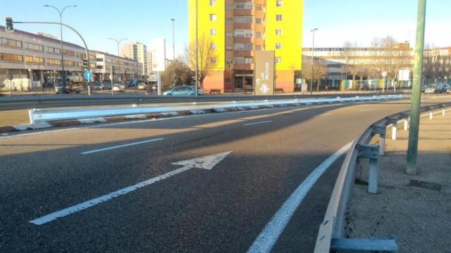 Guardarraíl en una carretera española