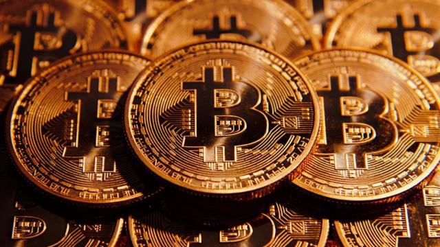 Representación física del bitcoin.