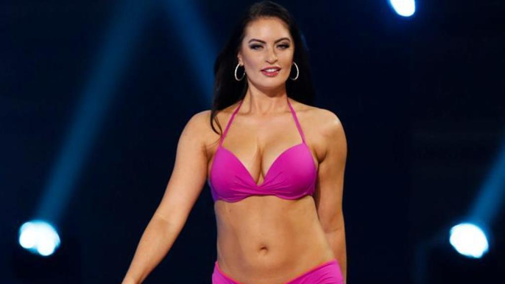 La candidata de Miss Canadá es una firme defensora del cuerpo con curvas.