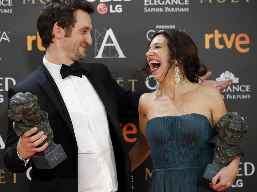 Director y productora de Tarde para la ira, la gran triunfadora de la gala.
