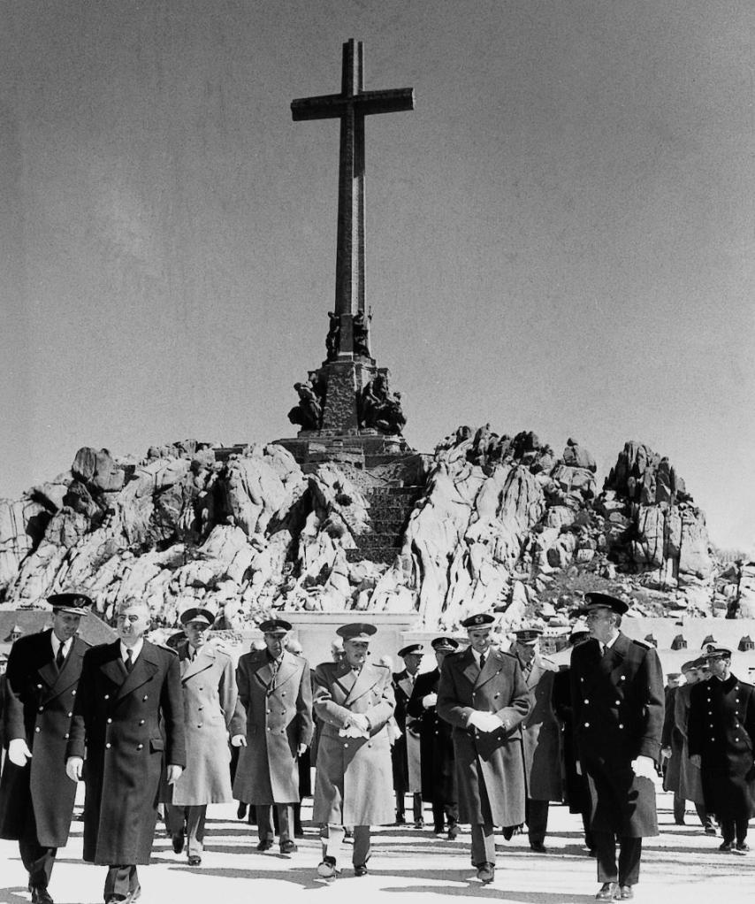 Franco, en la inauguración del Valle de los Caídos, en abril de 1959.
