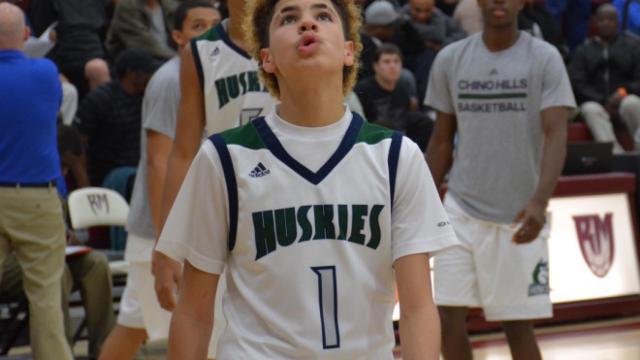 LaMelo Ball en un partido con Chino Hills.
