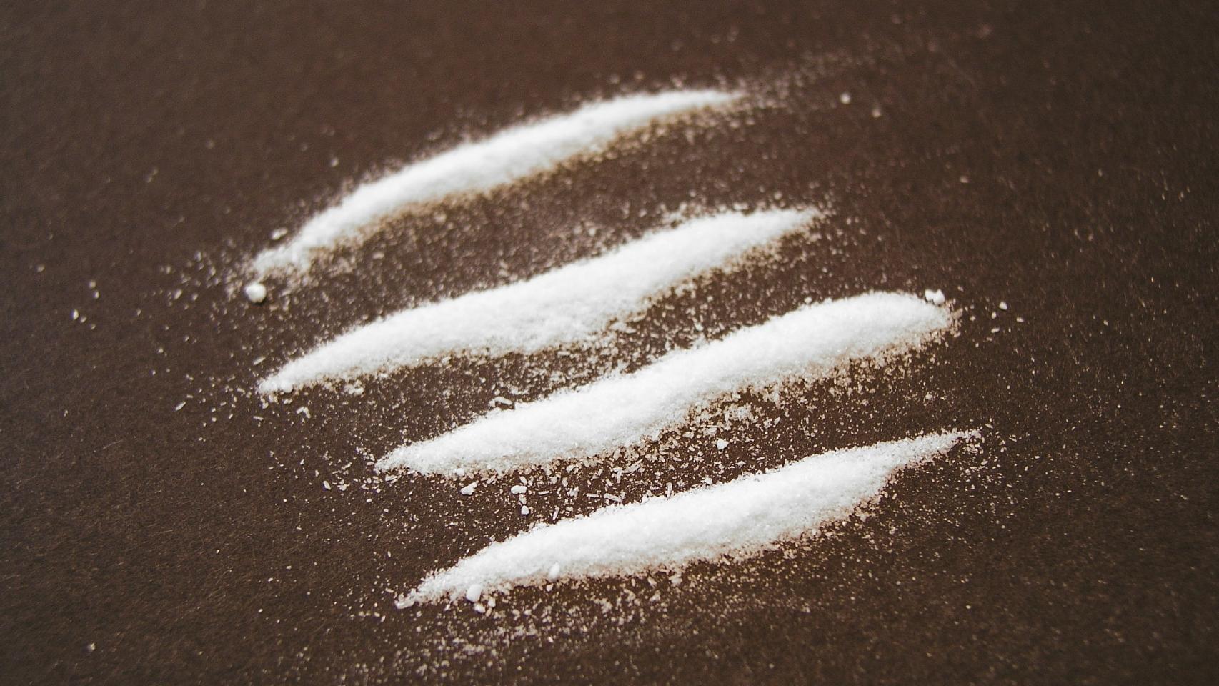 Unas rayas de cocaína.