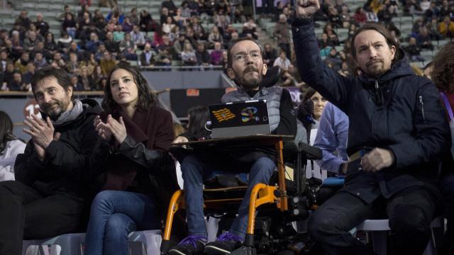 Rafa Mayoral, Irene Montero, Pablo Echenique y Pablo Iglesias, en un acto de Podemos.