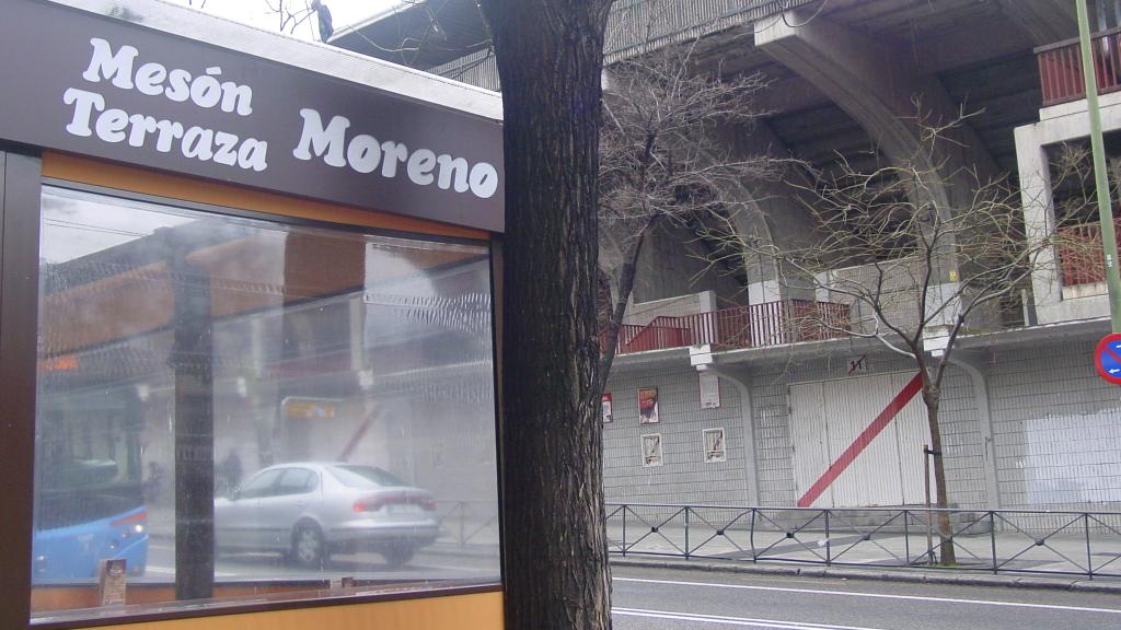 El Mesón Moreno frente al estadio de Vallecas.