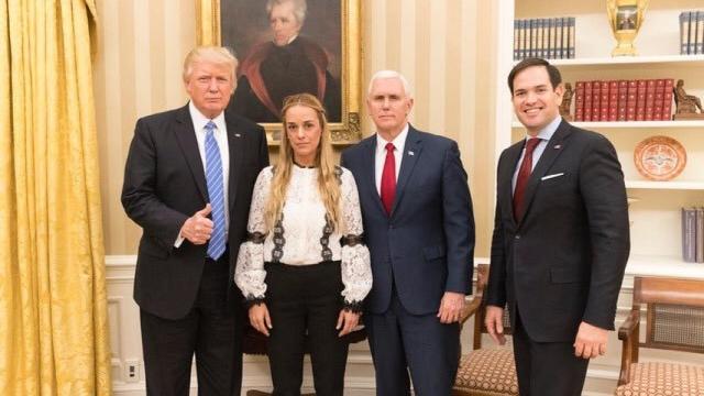 De izqda. a dcha: Donald Trump, Lilian Tintori, Mike Pence y Marco Rubio.