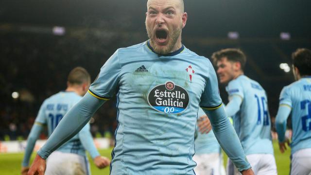Guidetti celebra uno de los goles del Celta en Ucrania.