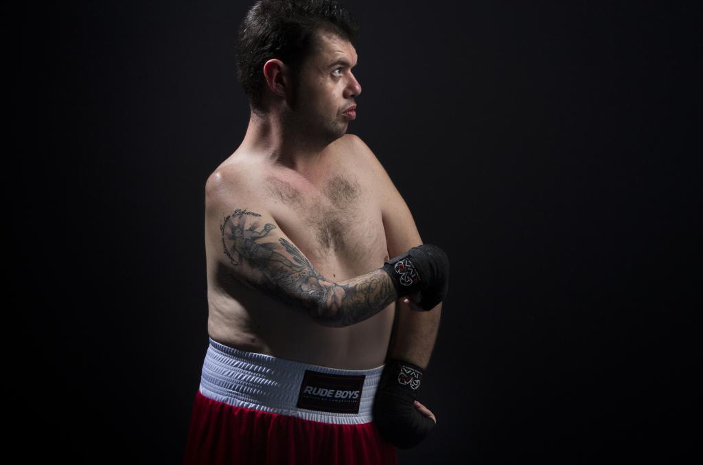 Nacho Ramos, El Calorro, posando en el estudio.
