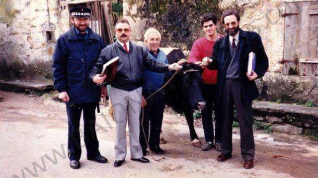 Pinta, con José Costas, su dueño, en el momento de la liberación en 1987.