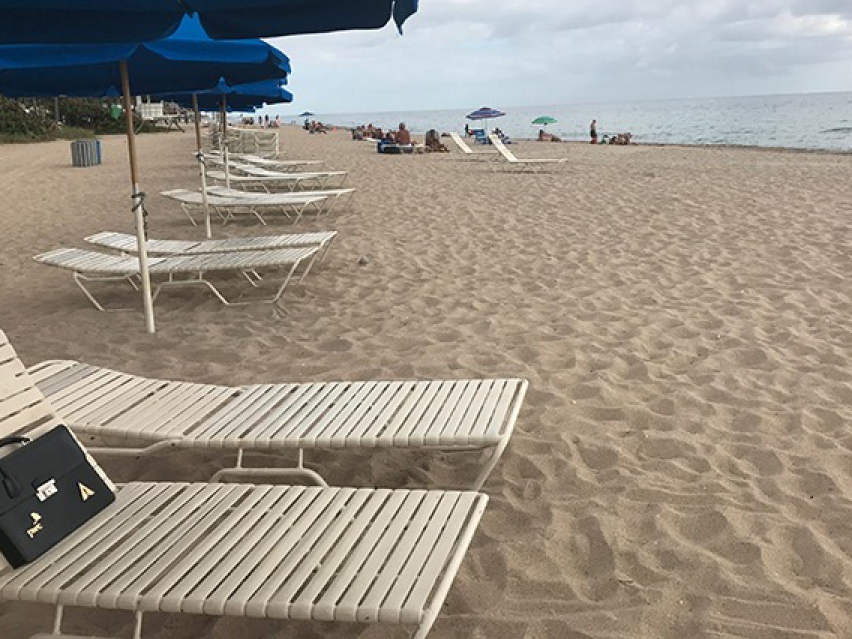 El maletín con el sobre en Miami.