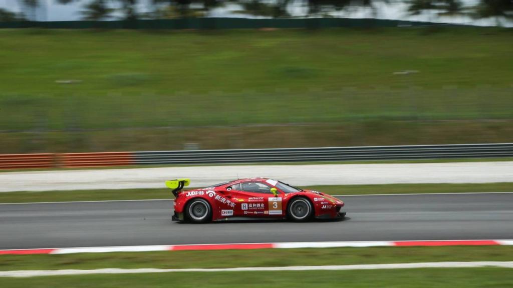 Programa completo para Álex Riberas en EEUU