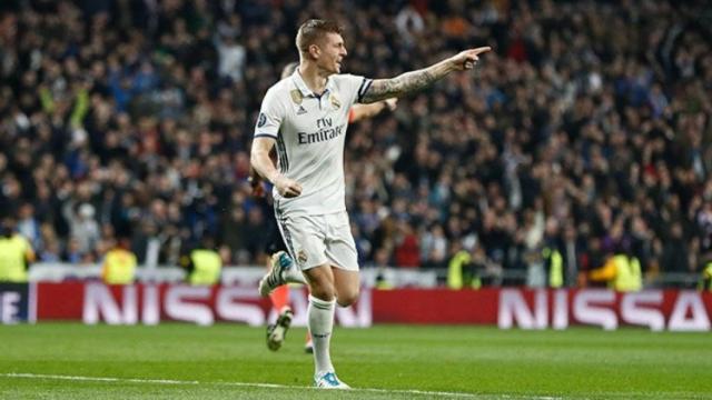 Kroos celebra su gol frente al Nápoles