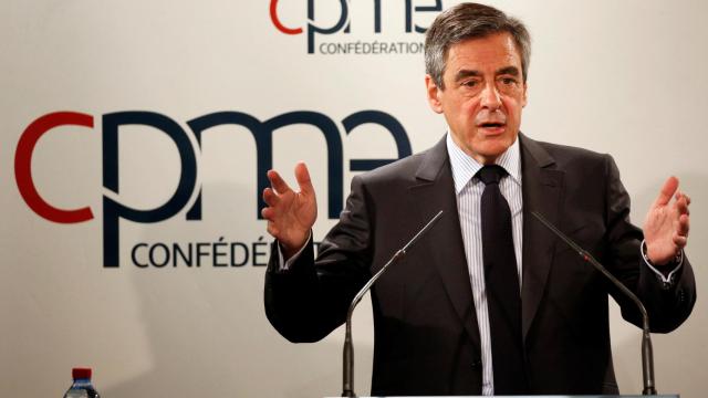 Fillon, durante una comparecencia de prensa este lunes.