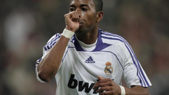 Robinho, en un encuentro en su primer año en el Real Madrid.