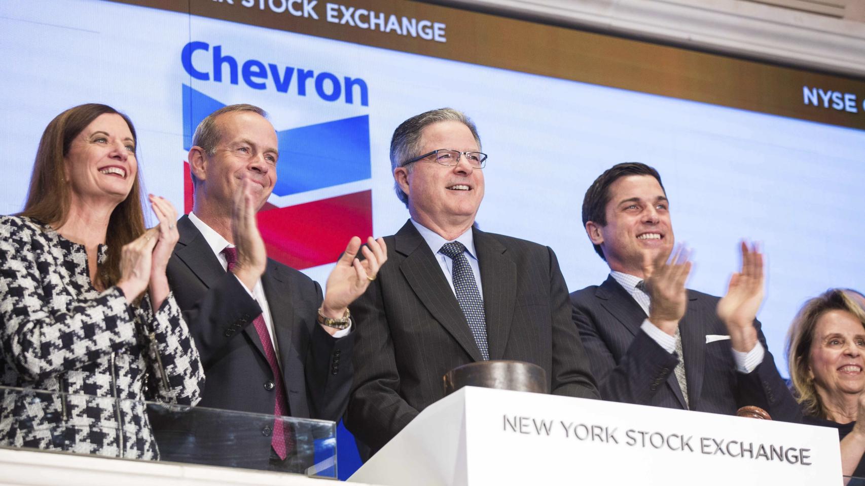 CHEVRON CELEBRA 95 AÑOS EN BOLSA