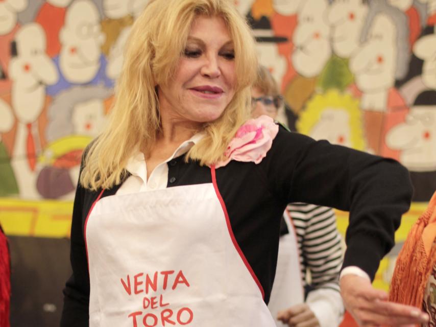 Tita Thyssen en el mercadillo Nuevo Futuro el año pasado