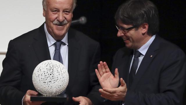 Carles Puigdemont con Vicente del Bosque.