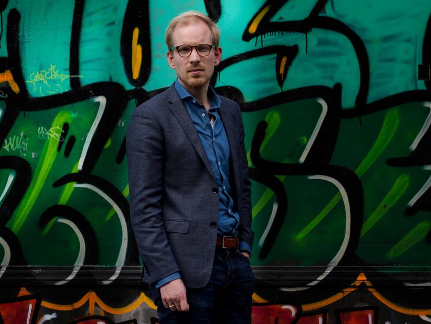 Rutger Bregman presenta el ensayo que debería leer Susana Díaz.