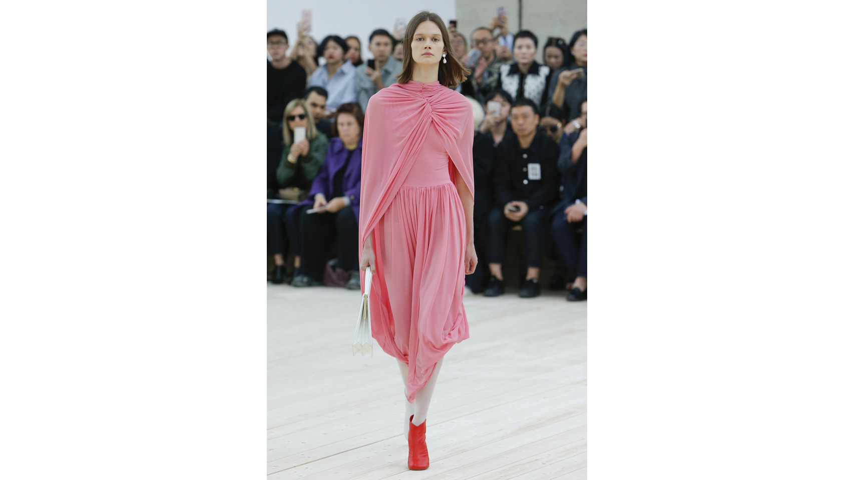 Atrévete a mezclar  el rosa claro y el rojo