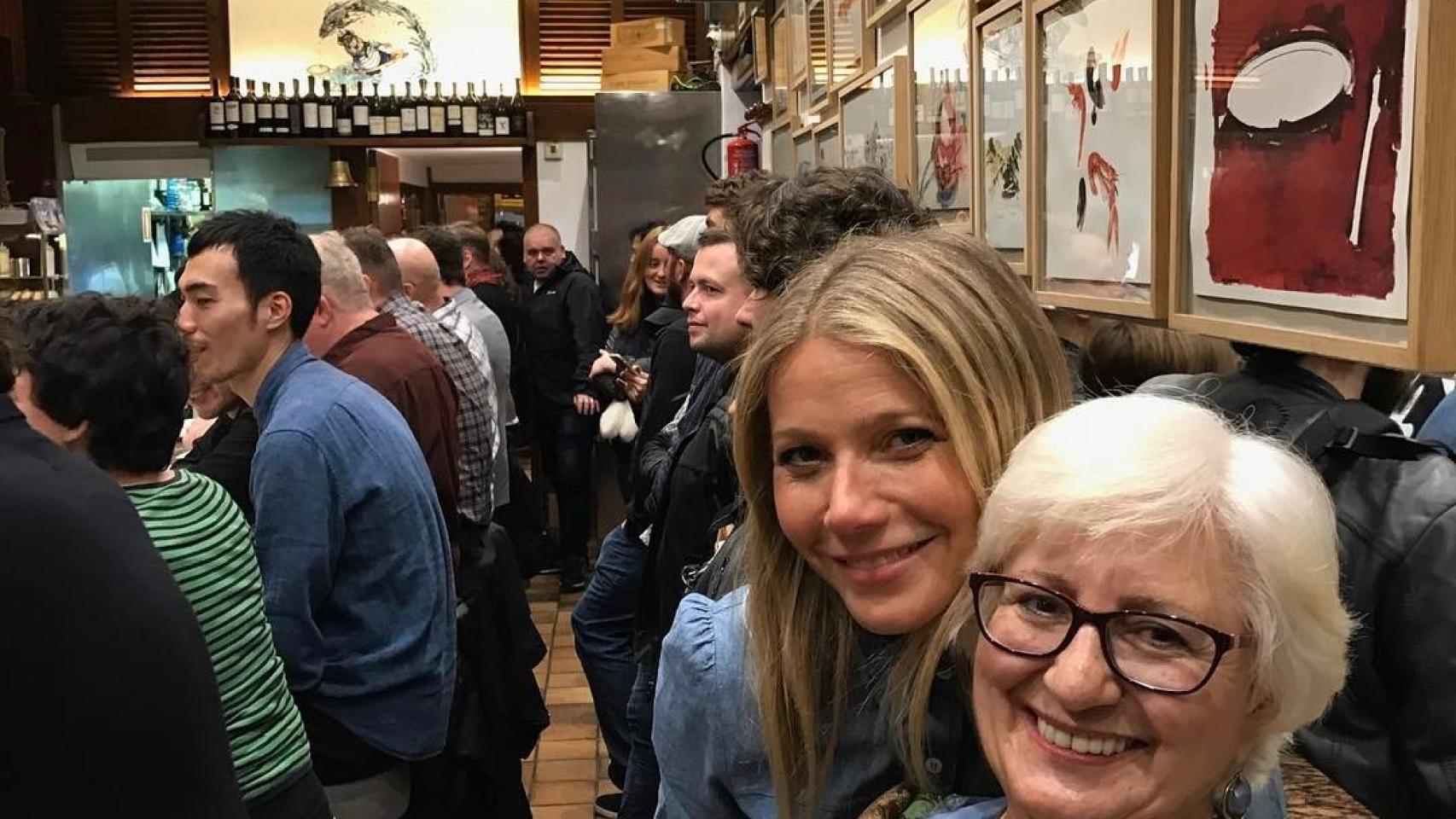 Gwyneth Paltrow en Barcelona con su madre española.