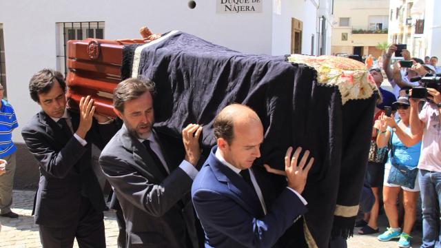 La supuesta hija ilegítima de Ruiz-Mateos teme que sus hijos cambien el cuerpo de sitio