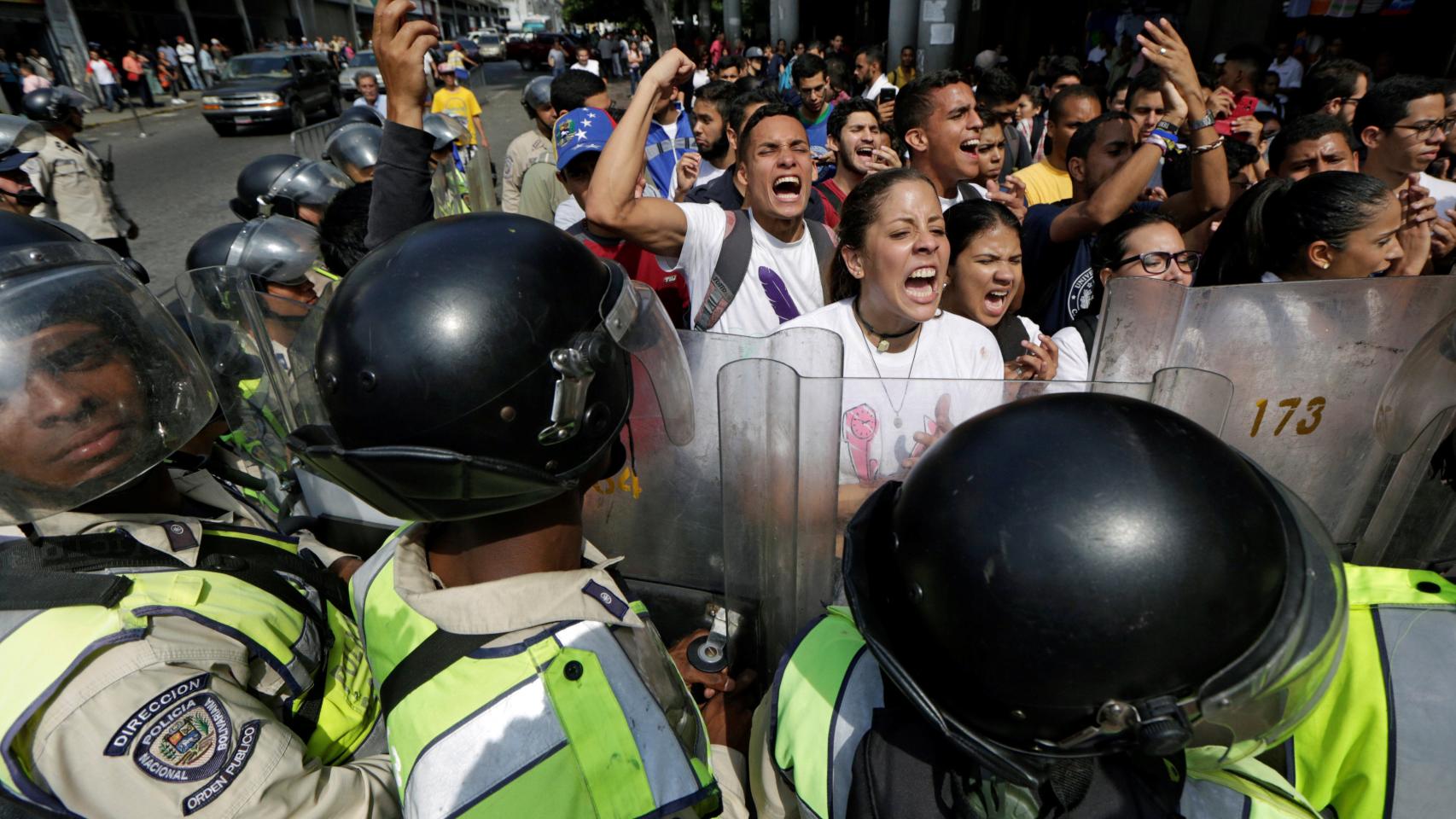Dos estudiantes han sido detenidos en las manifestaciones