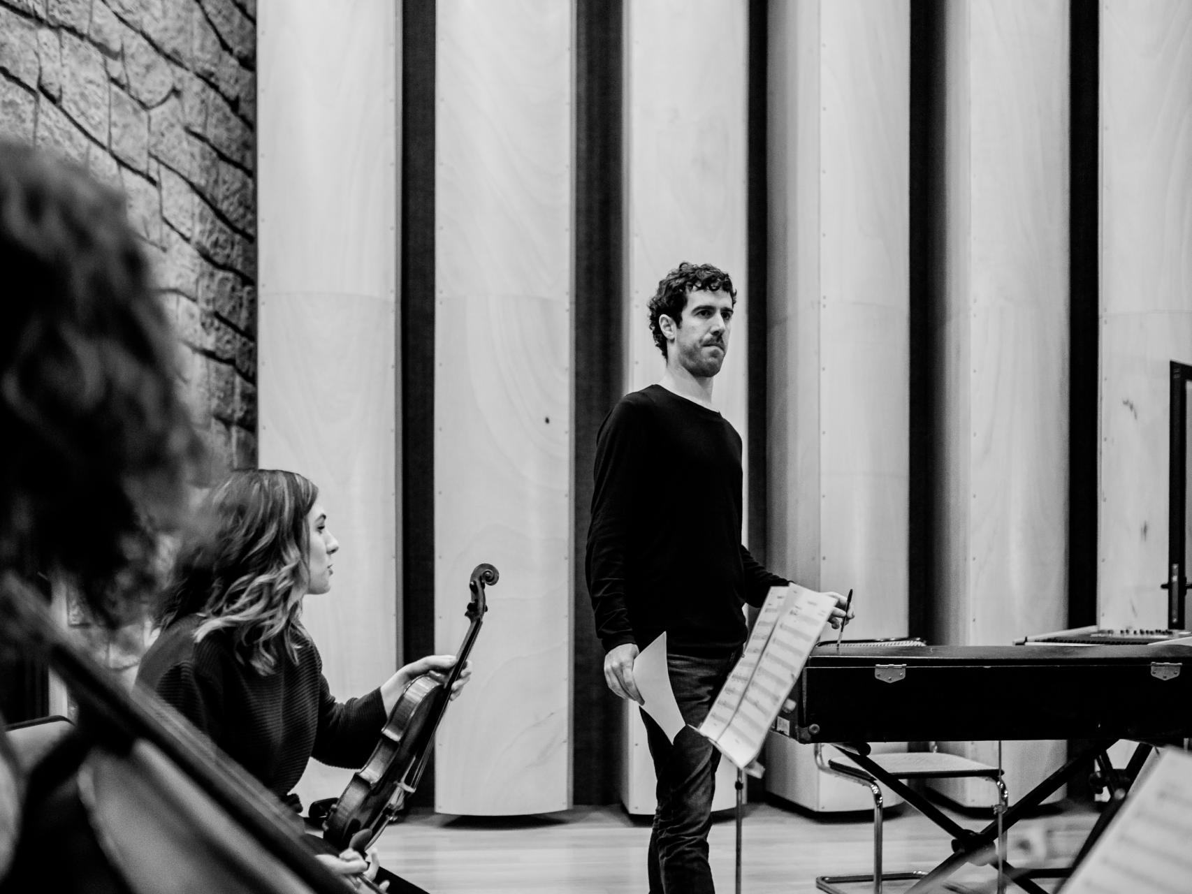 Aitor Etxebarria en el estudio.