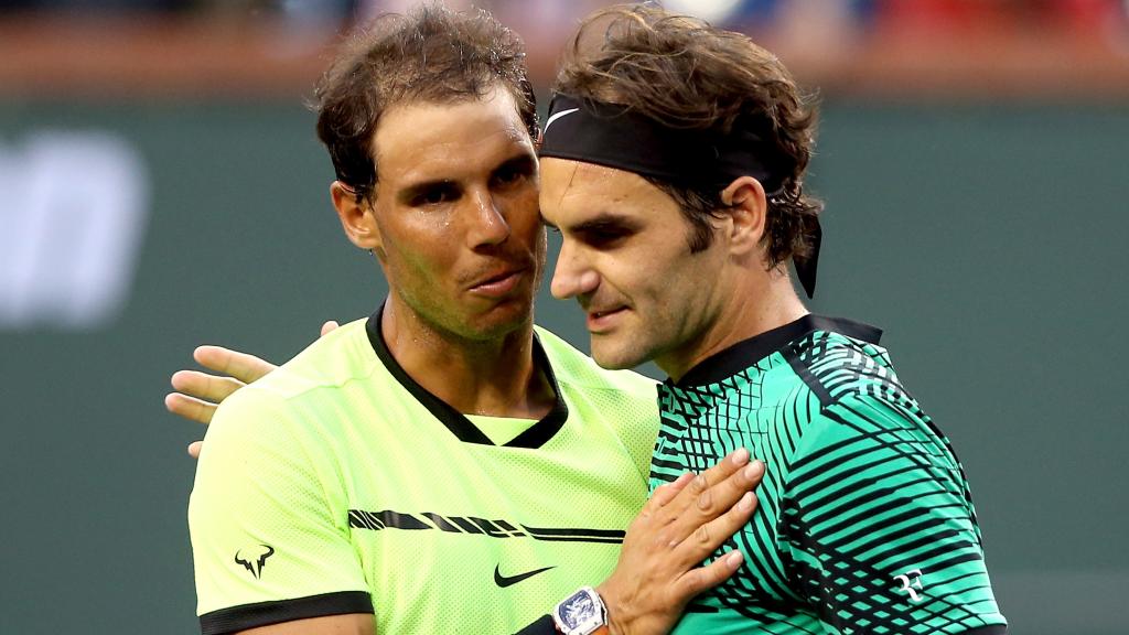 Nadal y Federer se saludan tras su último partido en Indian Wells.