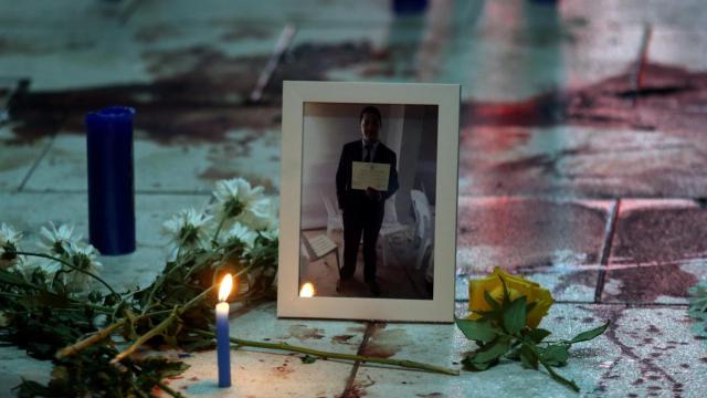 Imagen del hombre asesinado por disparos de la policía.