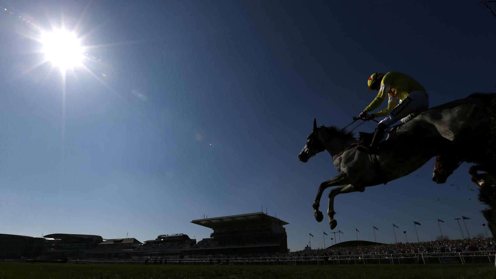 Las mejores imágenes del Grand National de hípica