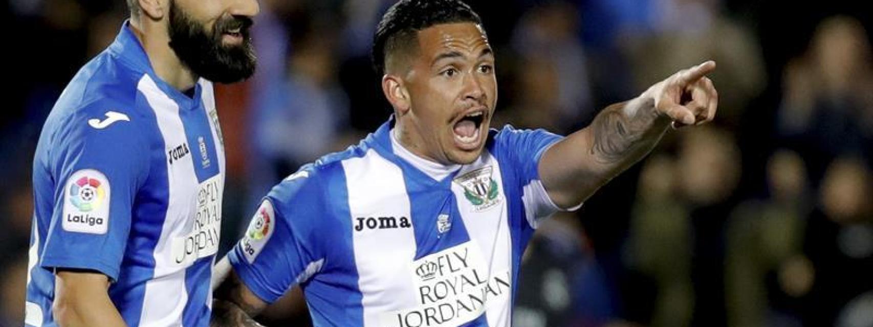 Luciano Rocha celebra un gol contra el Madrid.