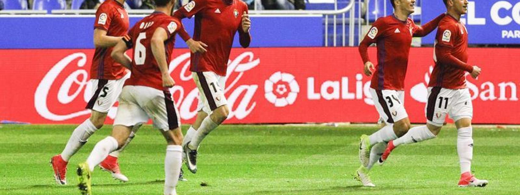 Los jugadores de Osasuna, durante el partido contra el Leganés.