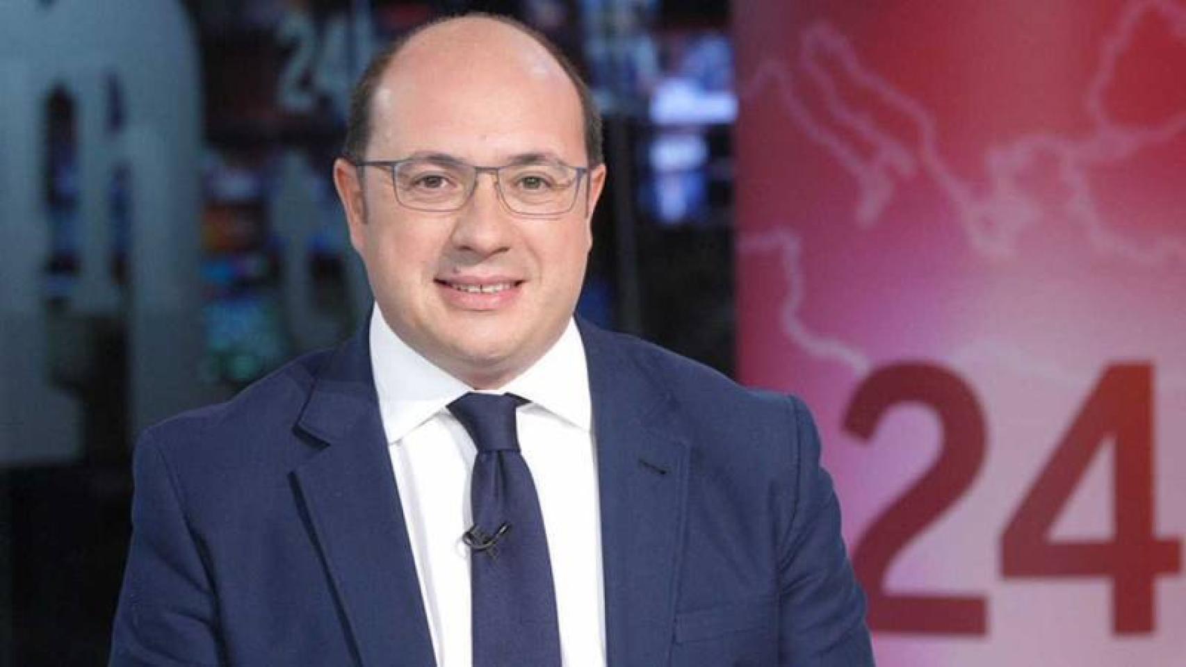 'Informe semanal' escandaliza con el 'publirreportaje' al expresidente de Murcia