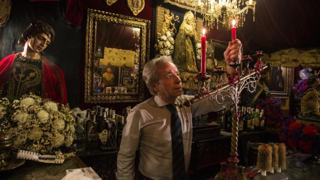 El Garlochí, donde la carne se embriaga en una jungla barroca