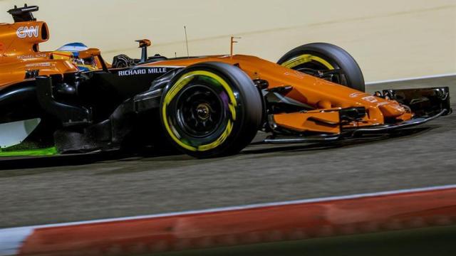 Fernando Alonso durante la clasificación de Bahrein.