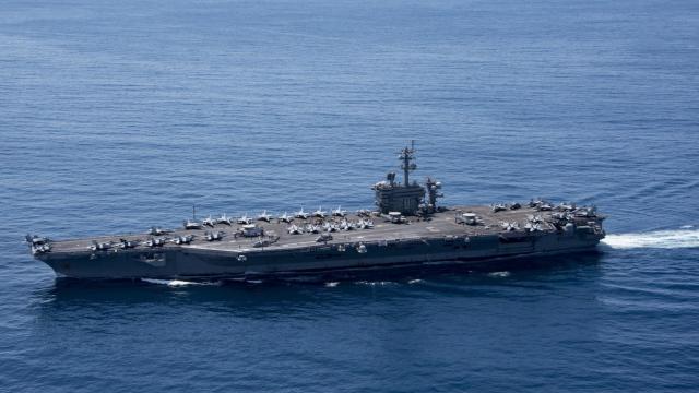 El portaaviones de EEUU USS Carl Vinson.
