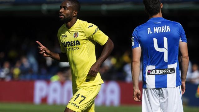 Bakambu celebra uno de sus goles al Leganés.