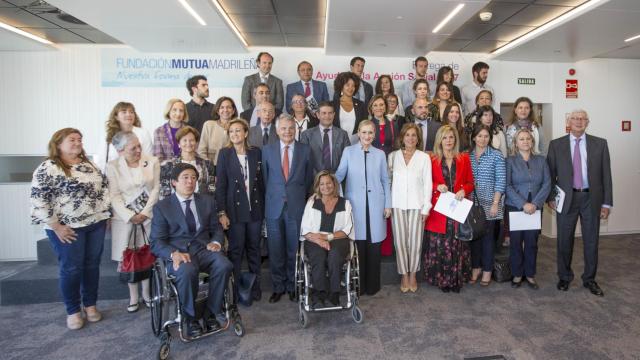 Cifuentes y Garralda durante el acto de la Fundación Mutua Madrileña