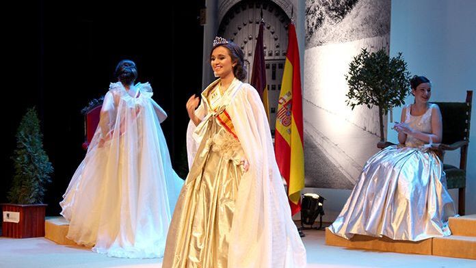 reina de las fiestas benavente 2017