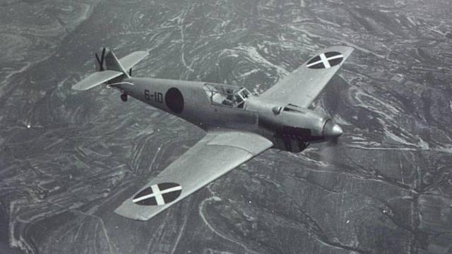 Un avión de la Legion Condor en un bombardeo de la Guerra Civil.