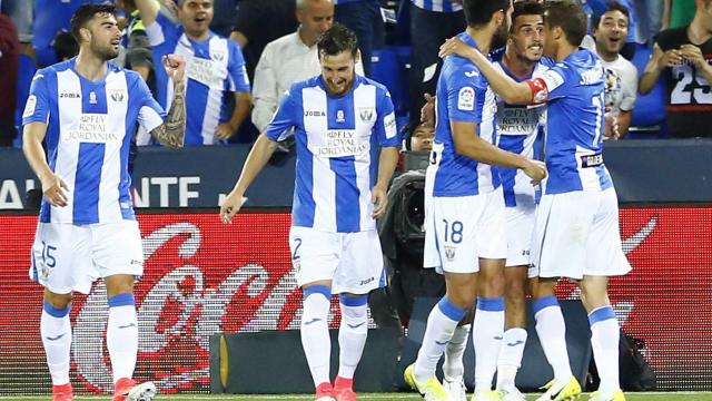 Los jugadores del Leganés celebrando el gol de Gabriel.
