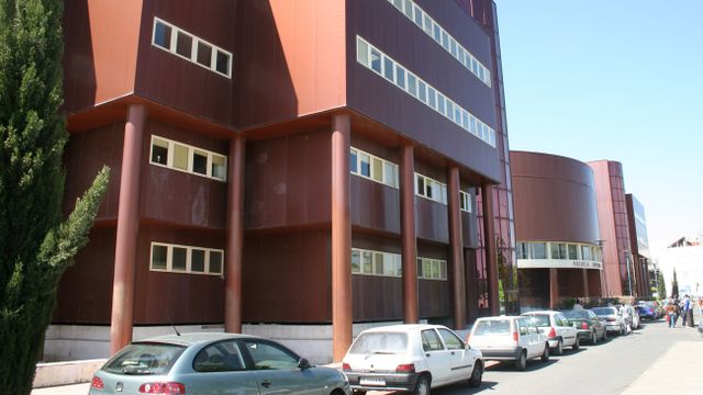 ETS de Ingeniería de la Universidad de Sevilla.