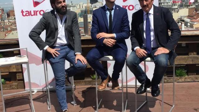 Javier Tebas, Carmelo López y Manuel Molés durante la presentación de Taurocast