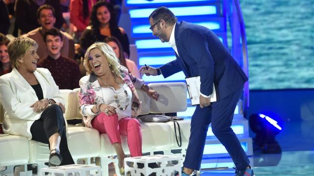 Carmen Borrego está en su salsa en el plató de Supervivientes.