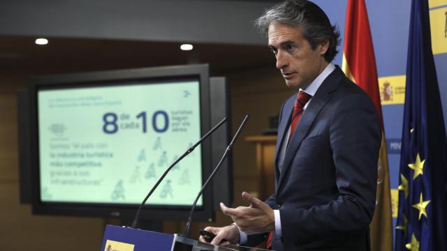 El ministro de Fomento, Íñigo de la Serna.