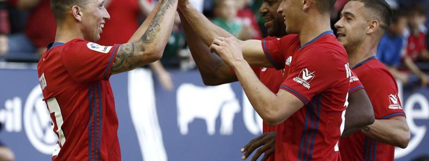 Osasuna celebra el gol de Steven.