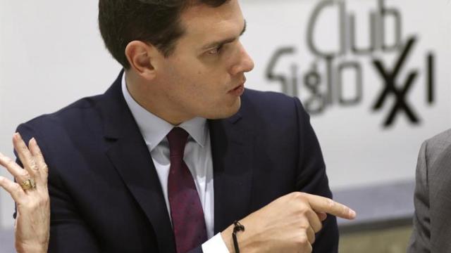 Rivera, durante su intervención en el club Siglo XXI.